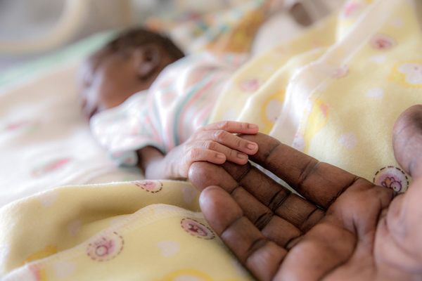 Using statistical learning to analyze a decade of data from 31 sub-Saharan African countries, a WashU team identified key socioeconomic factors—such as maternal education and place of residence—that are strongly associated with whether mothers use available health services.  (Credit: UNICEF)